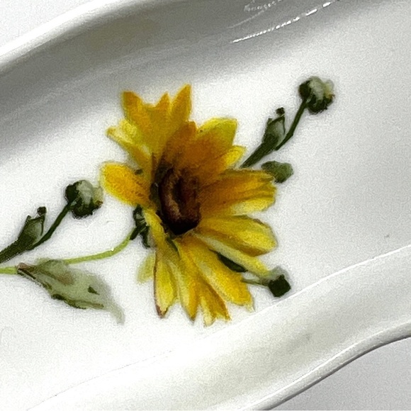 Limoges Fine Porcelain China Trinket Jewelry Pen eyeglass Floral Daisy Dish Tray - Picture 7 of 13